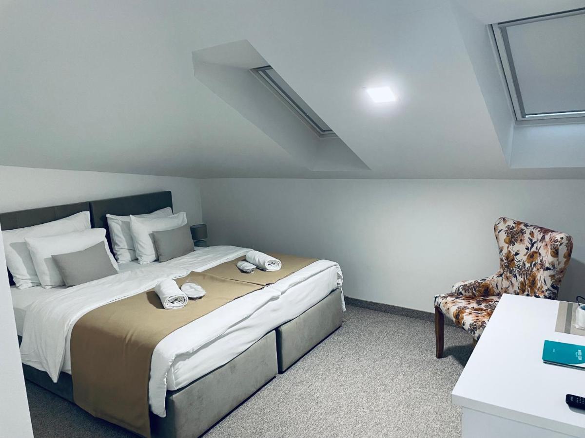 Hotel Vezir Palace 트라브니크 외부 사진