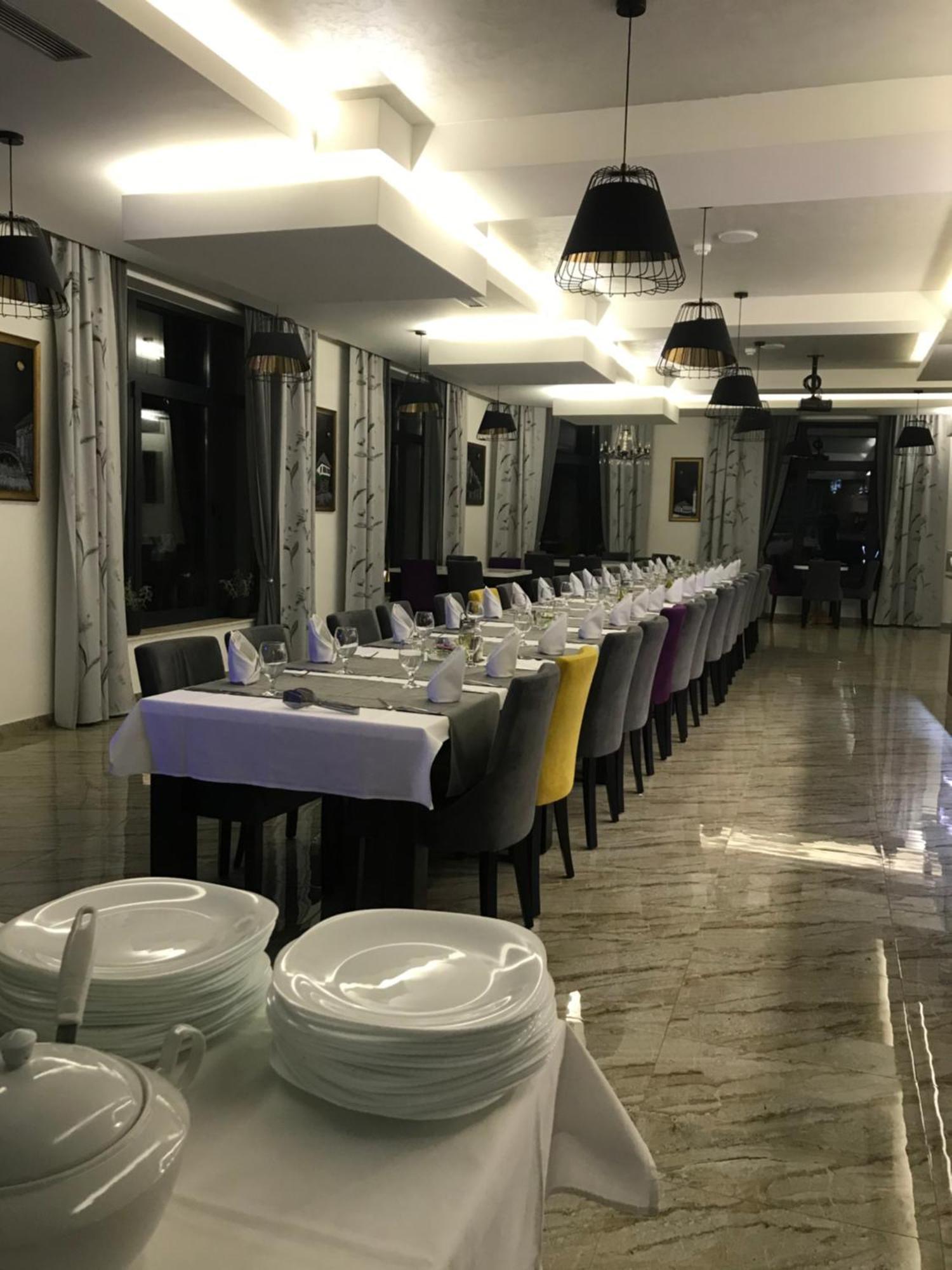 Hotel Vezir Palace 트라브니크 외부 사진